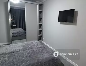 1-комнатная квартира, этаж 5 из 16, 54 м², по часам