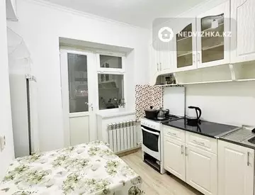 1-комнатная квартира, этаж 5 из 5, 33 м², на длительный срок