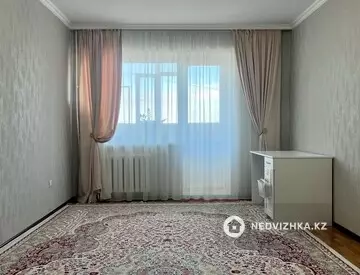 2-комнатная квартира, этаж 8 из 10, 45 м²