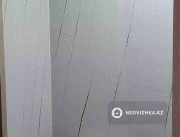 1-комнатная квартира, этаж 3 из 5, 17 м²