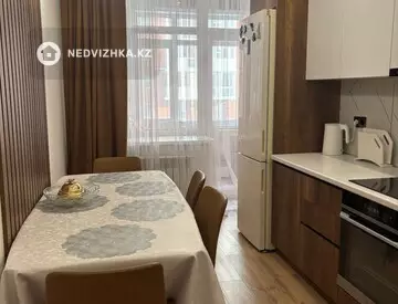 1-комнатная квартира, этаж 2 из 9, 42 м²