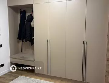 1-комнатная квартира, этаж 2 из 9, 42 м²