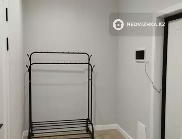 1-комнатная квартира, этаж 5 из 9, 38 м², на длительный срок