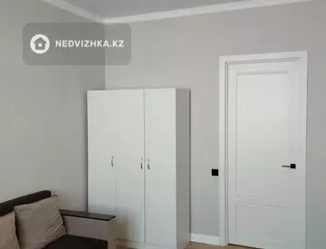 1-комнатная квартира, этаж 5 из 9, 38 м², на длительный срок