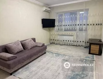 1-комнатная квартира, этаж 1 из 10, 43 м², на длительный срок