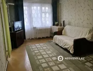 3-комнатная квартира, этаж 4 из 5, 50 м²