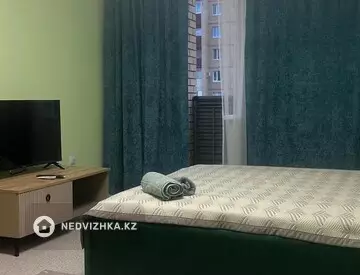 1-комнатная квартира, этаж 5 из 9, 41 м², посуточно