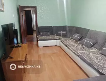 2-комнатная квартира, этаж 1 из 5, 47 м², на длительный срок