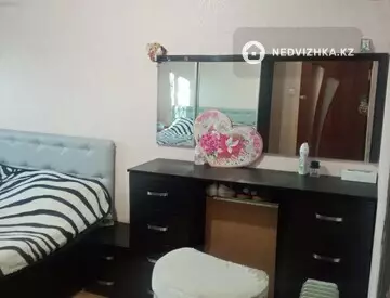 2-комнатная квартира, этаж 1 из 5, 47 м², на длительный срок