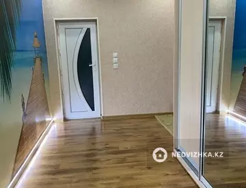 8-комнатный дом, 5.9 соток, 361 м²