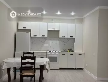 2-комнатная квартира, этаж 5 из 9, 52 м², на длительный срок