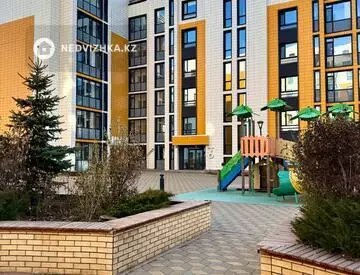 3-комнатная квартира, этаж 7 из 8, 90 м²