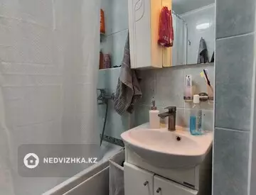 3-комнатная квартира, этаж 6 из 6, 58 м²