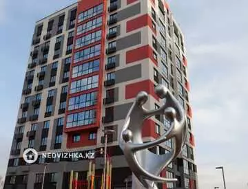 4-комнатная квартира, этаж 8 из 12, 108 м²