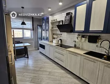 4-комнатная квартира, этаж 8 из 12, 108 м²