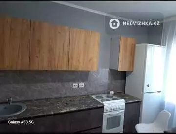 2-комнатная квартира, этаж 5 из 12, 54 м², на длительный срок