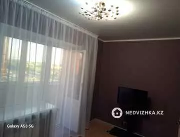 2-комнатная квартира, этаж 5 из 12, 54 м², на длительный срок