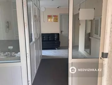 Подселение, 6 комн., 1 м²