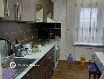 3-комнатная квартира, этаж 6 из 6, 58 м²