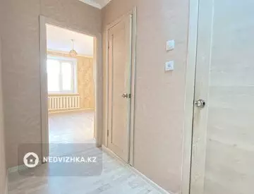 2-комнатная квартира, этаж 4 из 6, 52 м²