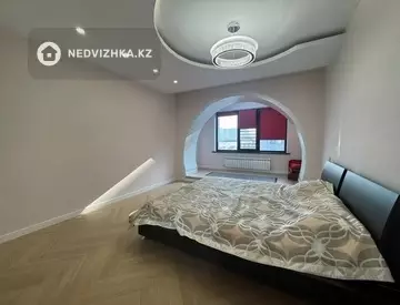 3-комнатная квартира, этаж 7 из 7, 110 м²