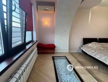 3-комнатная квартира, этаж 7 из 7, 110 м²