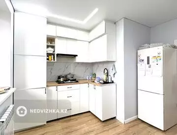 2-комнатная квартира, этаж 4 из 5, 66 м²