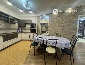 3-комнатная квартира, этаж 13 из 31, 120 м²