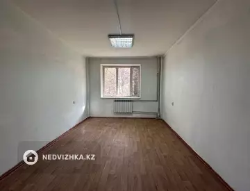 3-комнатная квартира, этаж 1 из 9, 78 м²