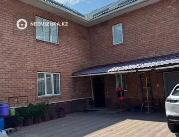 4-комнатный дом, 8 соток, 230 м²
