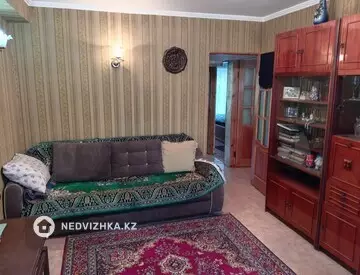 3-комнатная квартира, этаж 2 из 4, 65 м²