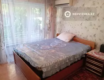 3-комнатная квартира, этаж 2 из 4, 65 м²