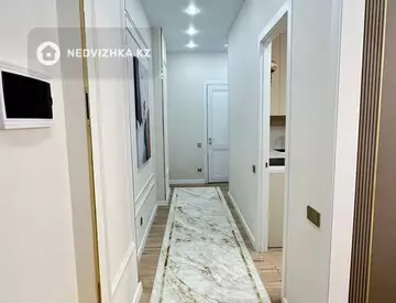 3-комнатная квартира, этаж 2 из 12, 66 м²