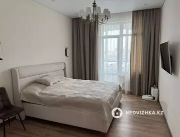 4-комнатная квартира, этаж 9 из 9, 100 м²