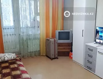 1-комнатная квартира, этаж 5 из 5, 37 м²