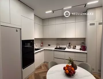 3-комнатная квартира, этаж 1 из 6, 87 м²