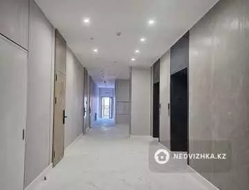 4-комнатная квартира, этаж 11 из 12, 155 м²