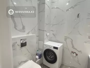 4-комнатная квартира, этаж 1 из 12, 117 м²