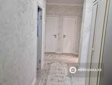 3-комнатная квартира, этаж 4 из 5, 86 м²