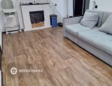 4-комнатная квартира, этаж 1 из 5, 62 м²