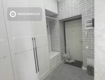 2-комнатная квартира, этаж 6 из 10, 58 м², на длительный срок
