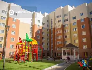 1-комнатная квартира, этаж 10 из 12, 34 м²