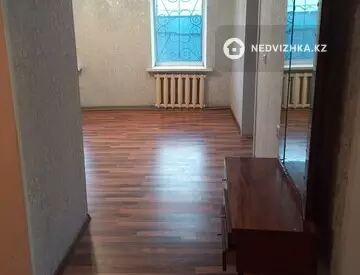 4-комнатный дом, 7 соток, 68 м²