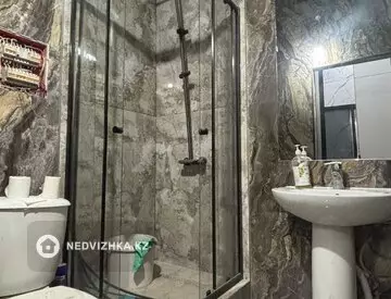 4-комнатная квартира, этаж 2 из 7, 82 м²