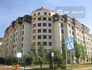 4-комнатная квартира, этаж 2 из 7, 82 м²