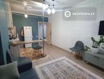 1-комнатная квартира, этаж 12 из 13, 48 м²