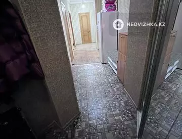 2-комнатная квартира, этаж 8 из 15, 76 м²