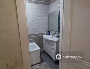 2-комнатная квартира, этаж 13 из 15, 63 м²