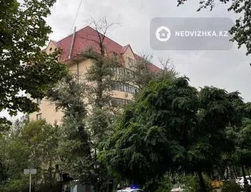 4-комнатная квартира, этаж 6 из 7, 160 м²