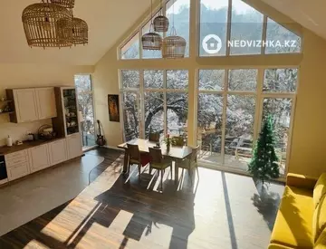 5-комнатный дом, 3 соток, 230 м²